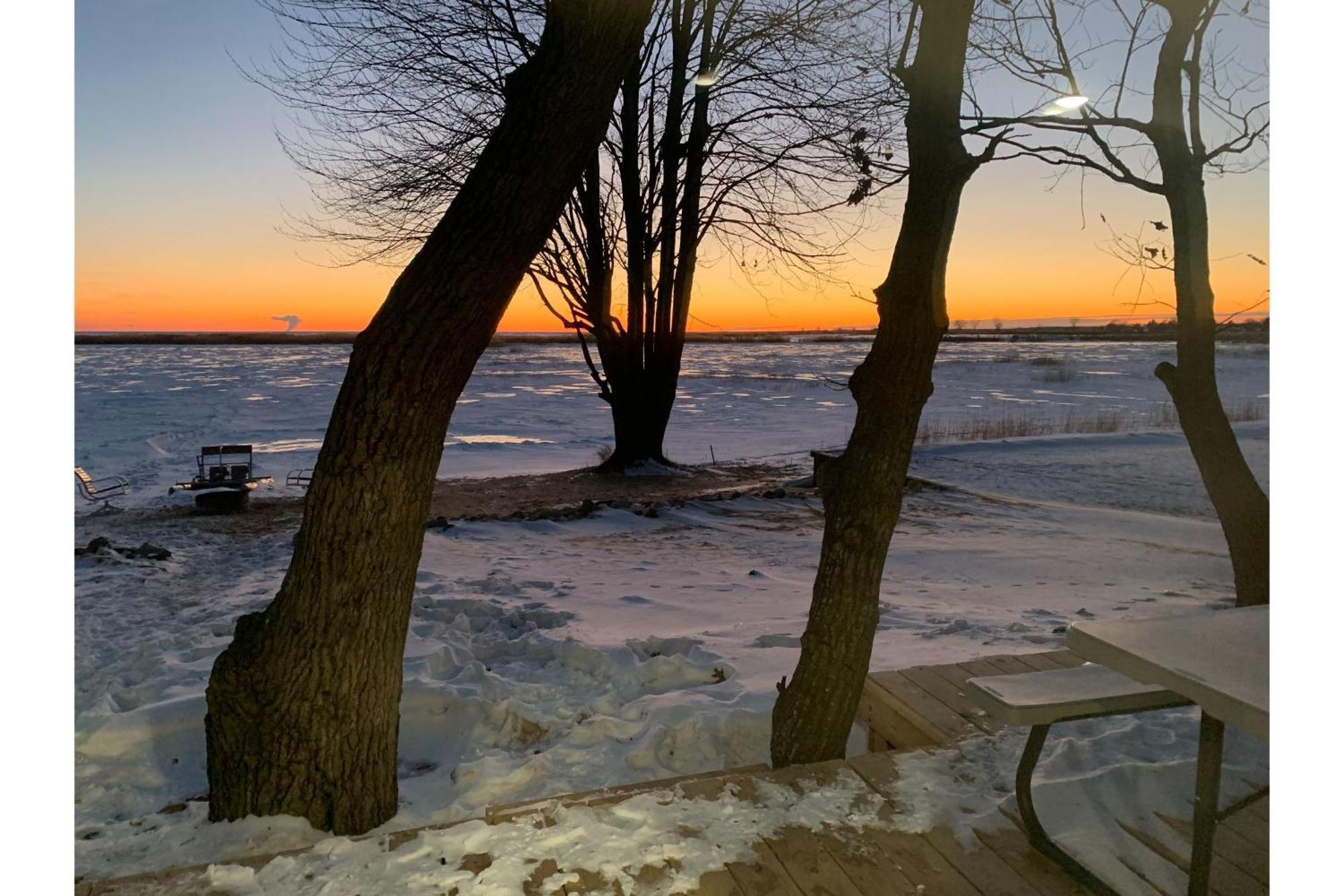 Cozy Home Lake Huron II Au Gres Bagian luar foto